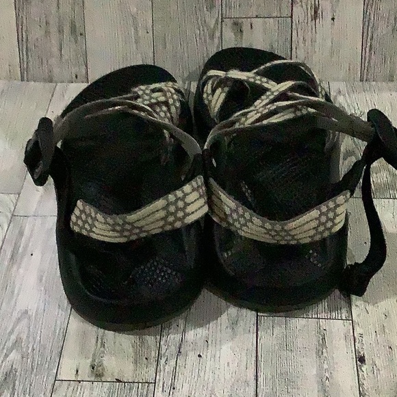 Chaco women’s gray strap summer beach hiking sandals size 8 - Picture 5 of 8